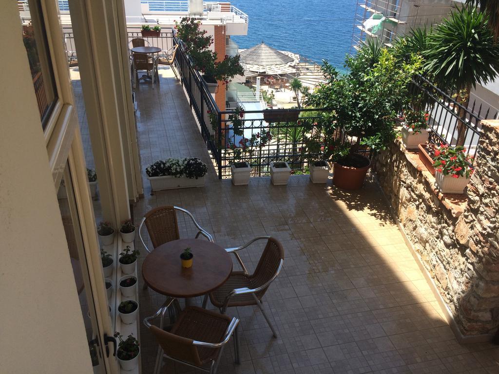 Berti Apartments Sarande Exterior photo