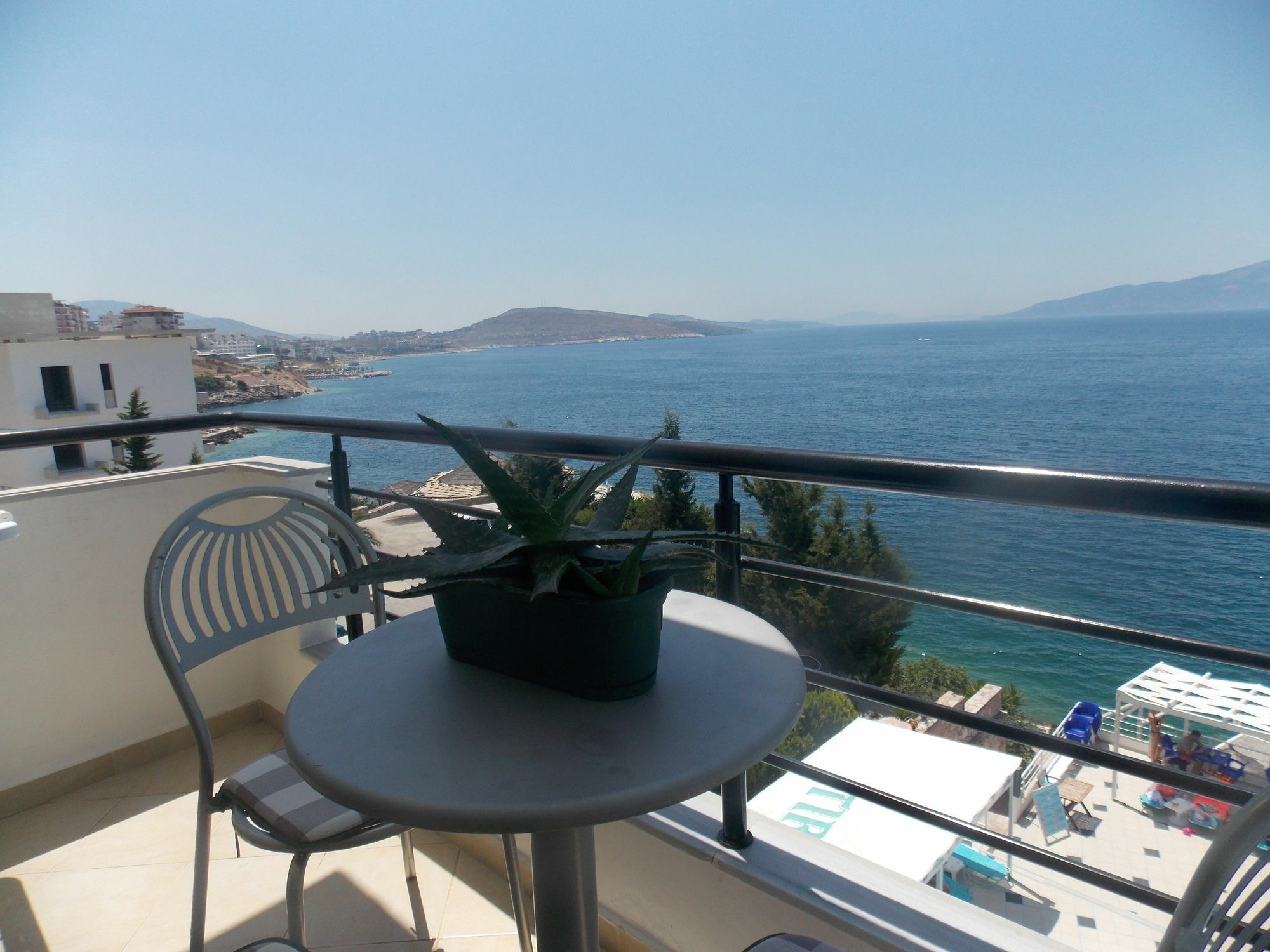 Berti Apartments Sarande Exterior photo